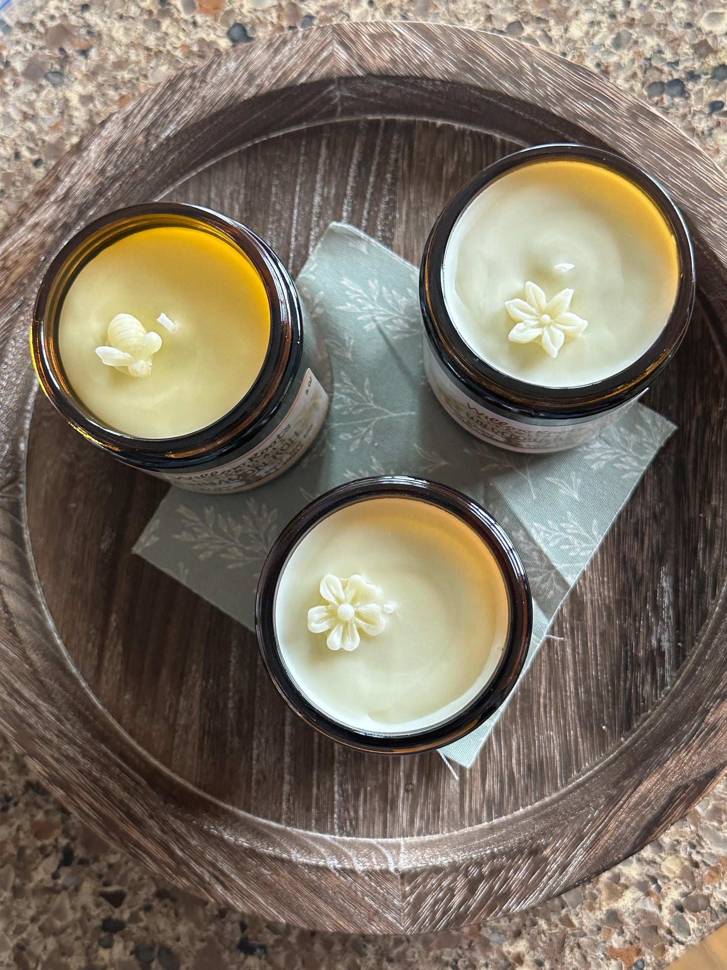 Pure Organic Beeswax Candle - Clean ingredient, non-toxic candles - wax bee, leaf, pumpkin, & flower charms - NEW FALL CANDLES
